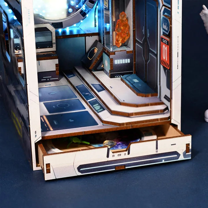 Alien Hub Book Nook Kit
