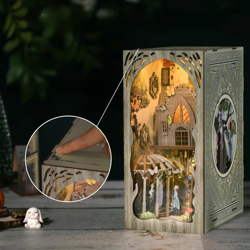 Dorothy's Journey Book Nook Kit