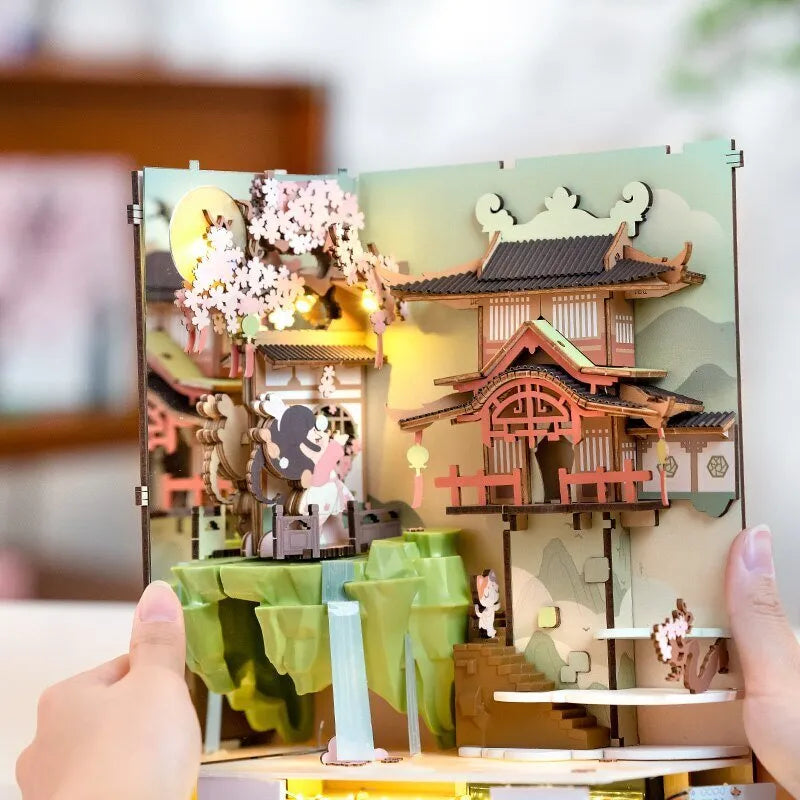 Falling Sakura Book Nook Kit