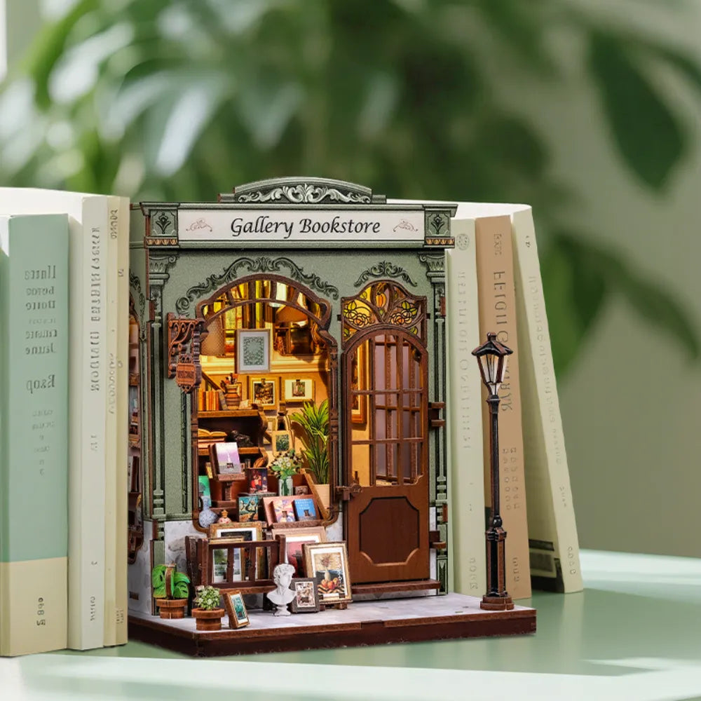 Gallery Bookstore Book Nook Kit