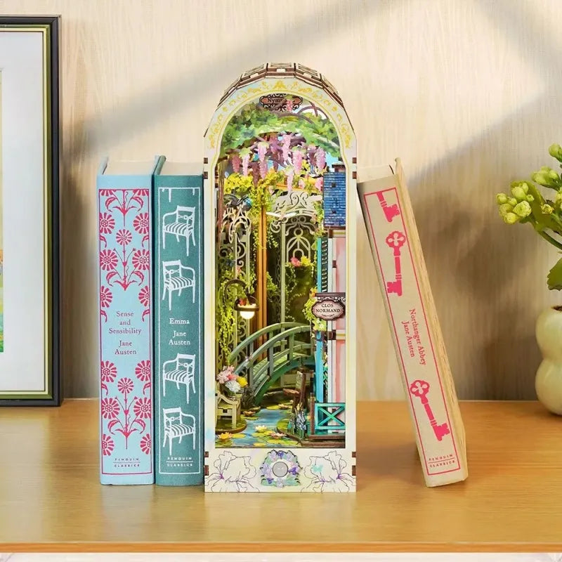 Giverny Garden Book Nook Kit