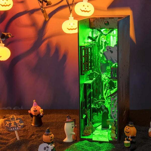 Halloween Alley book nook kit – DIY spooky alley