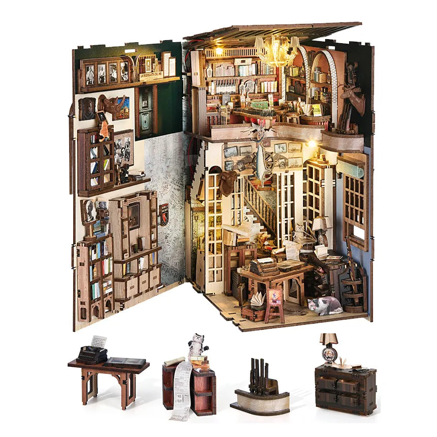Hemingway House Book Nook Kit
