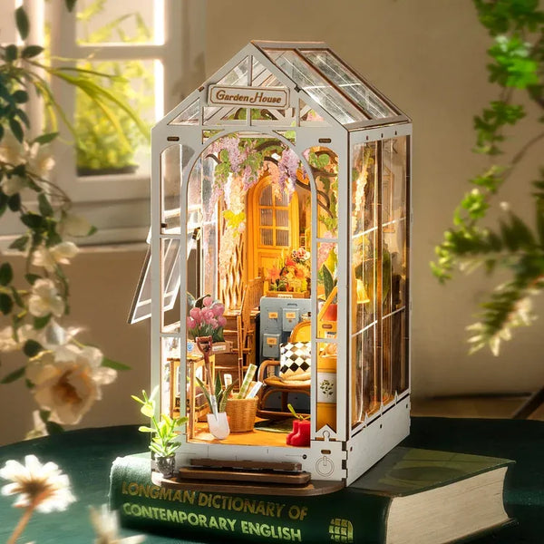 Holiday Garden House Book Nook Kit