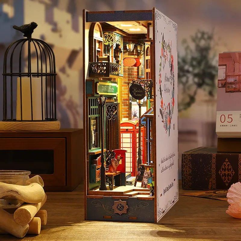 Island Holiday Book Nook Kit