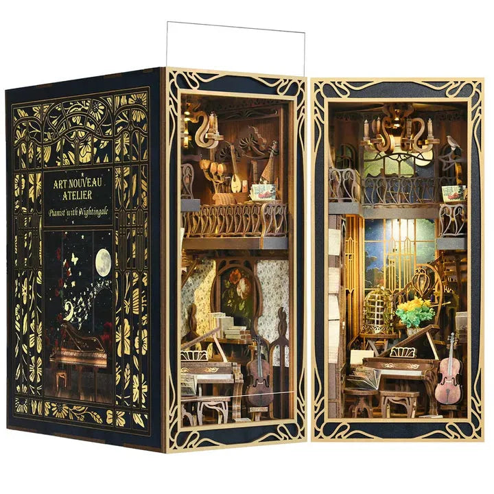 Booknook - Pianist with Nightingale