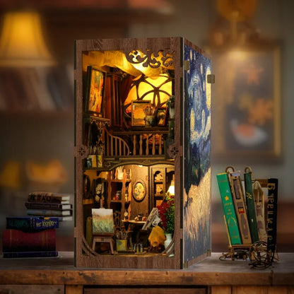 Book Nook - A World Within The Frame