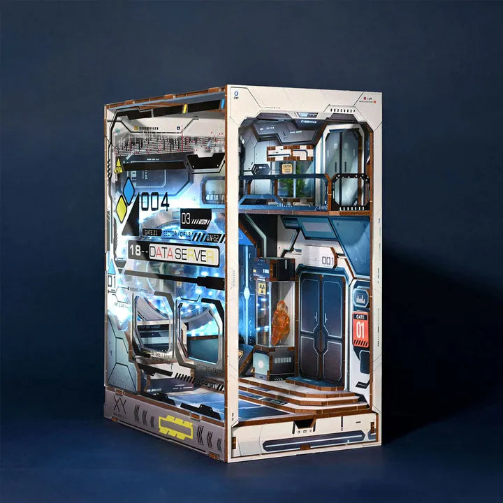 Alien Hub Book Nook Kit