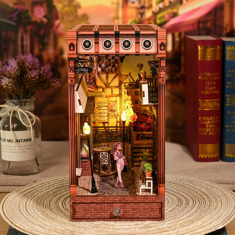 European Blooms Book Nook Kit