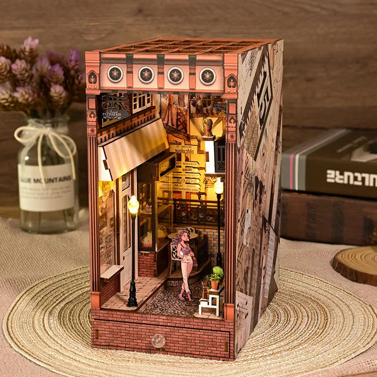 European Blooms Book Nook Kit