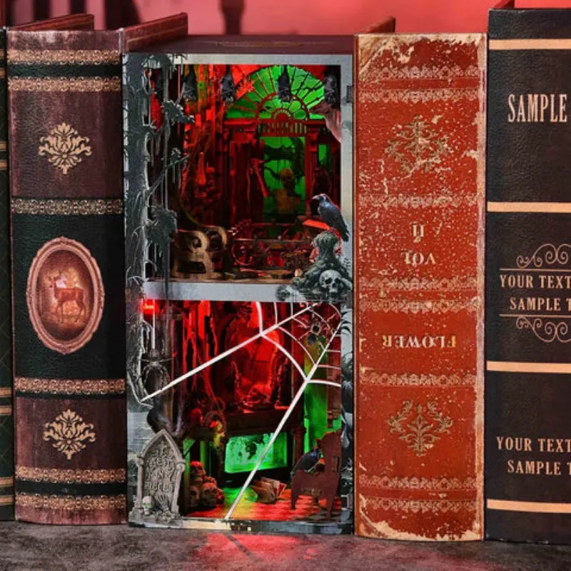 Book Nook - Haunted Mansion