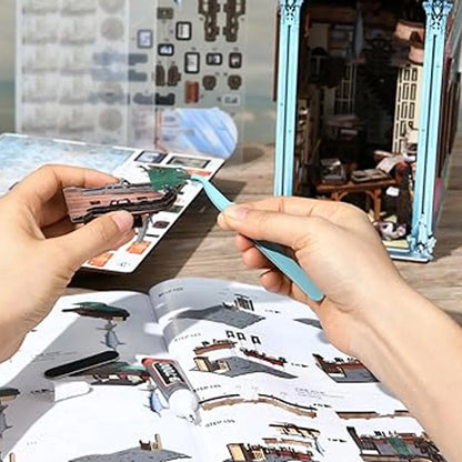 Book Nook - Hemingway House
