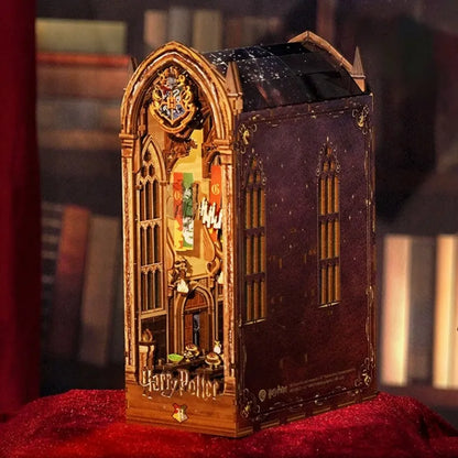 Book Nook - Harry Potter Magic Auditorium