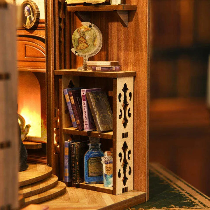 Book Nooks - Magic Library