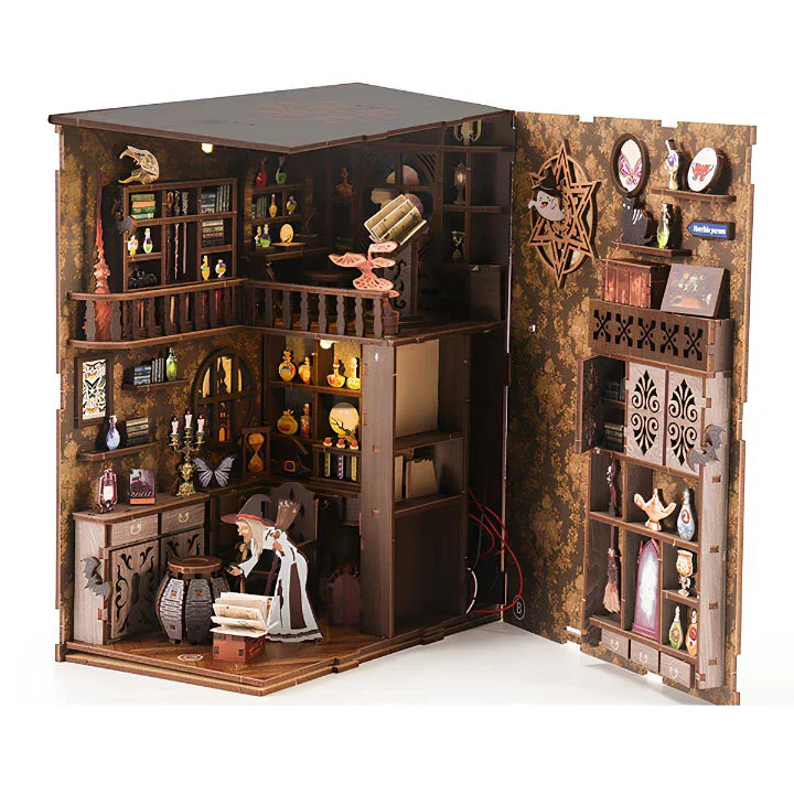 Magic Night Book Nook Kit