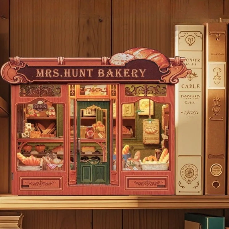 Mrs. Hunt Bakery Miniature House Kit