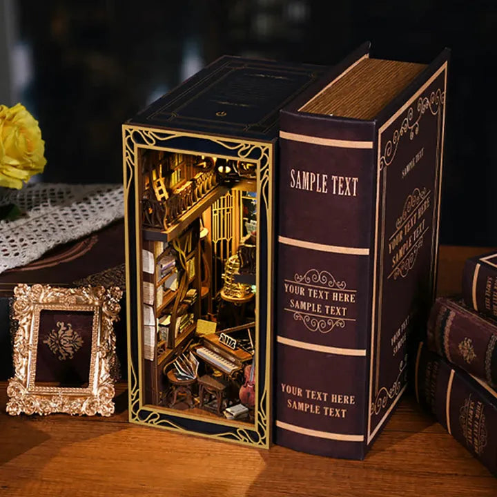 Booknook - Pianist with Nightingale