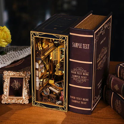 Booknook - Pianist with Nightingale