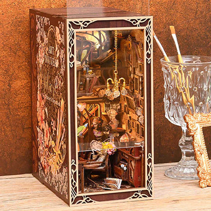 Book Nook - Painter's Day At Dusk