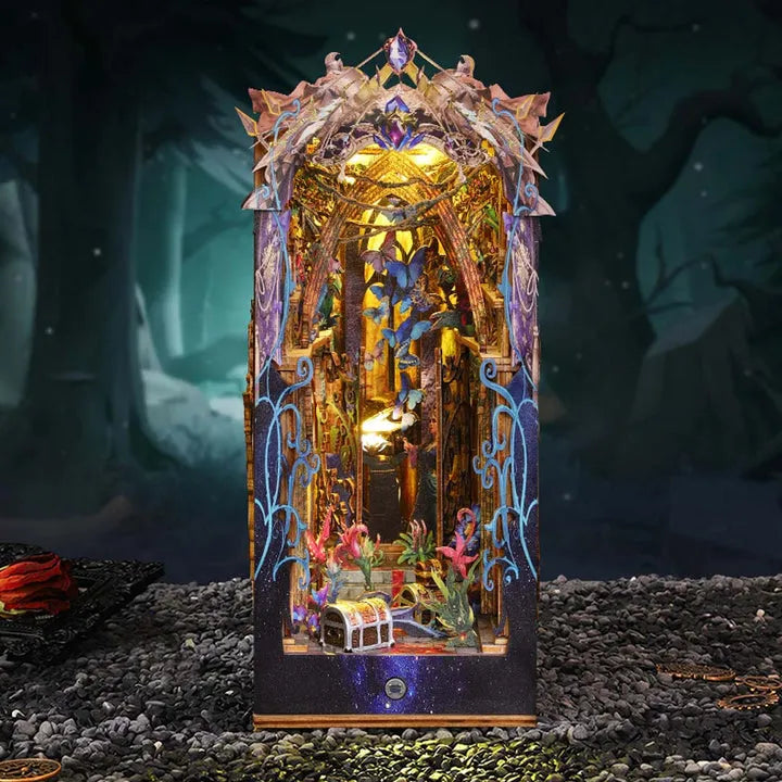 Pandora's Box Book Nook Kit