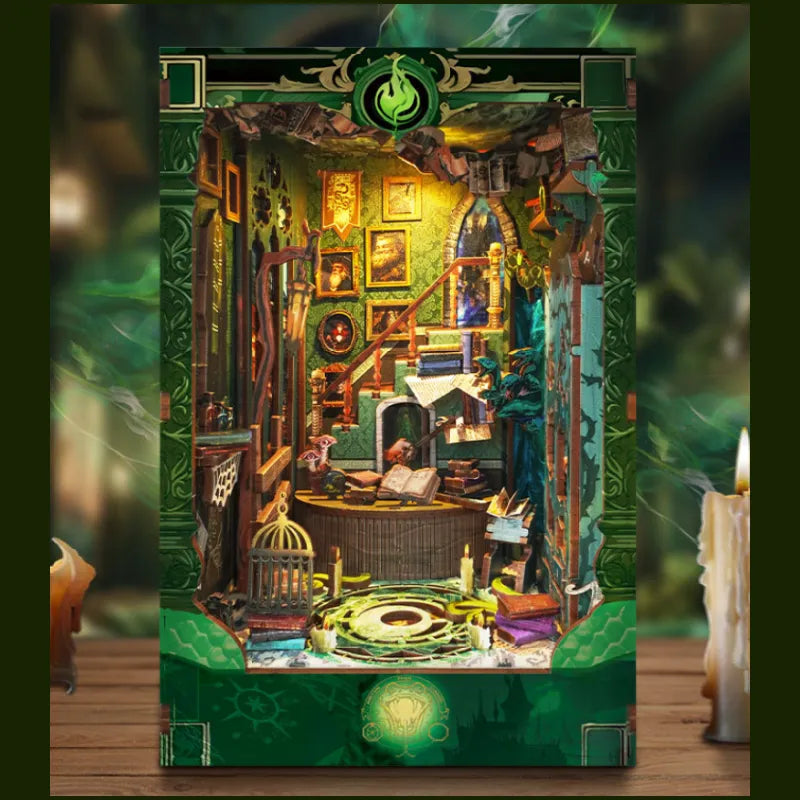 Book Nook - Snake House