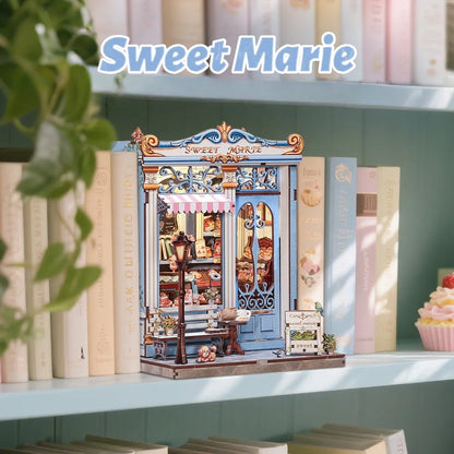 Book Nook - Sweet Maire