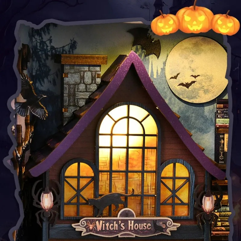 Book Nook - The Magical Night Of The Castle