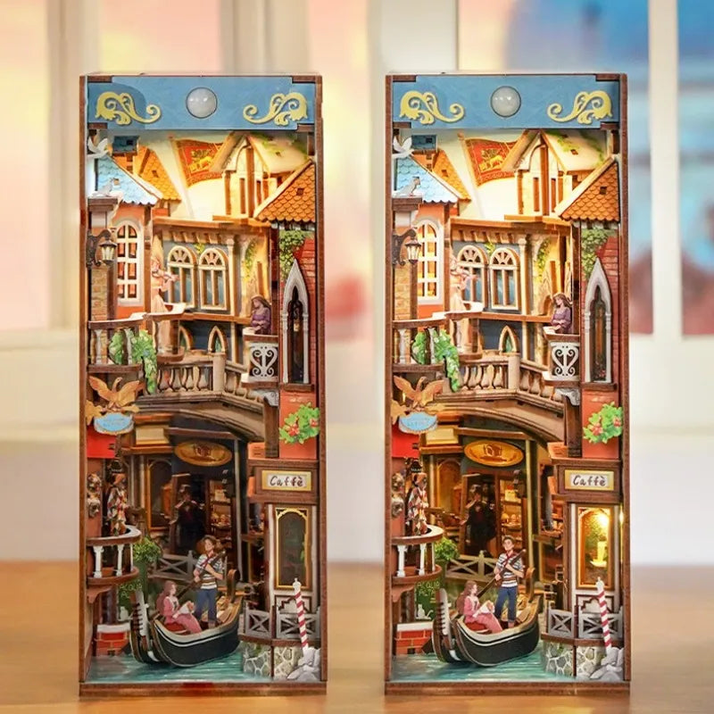 Book Nook - Venetian Dreams