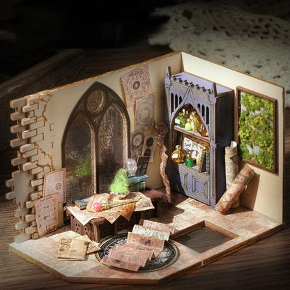 Miniature House - Magic Workshop